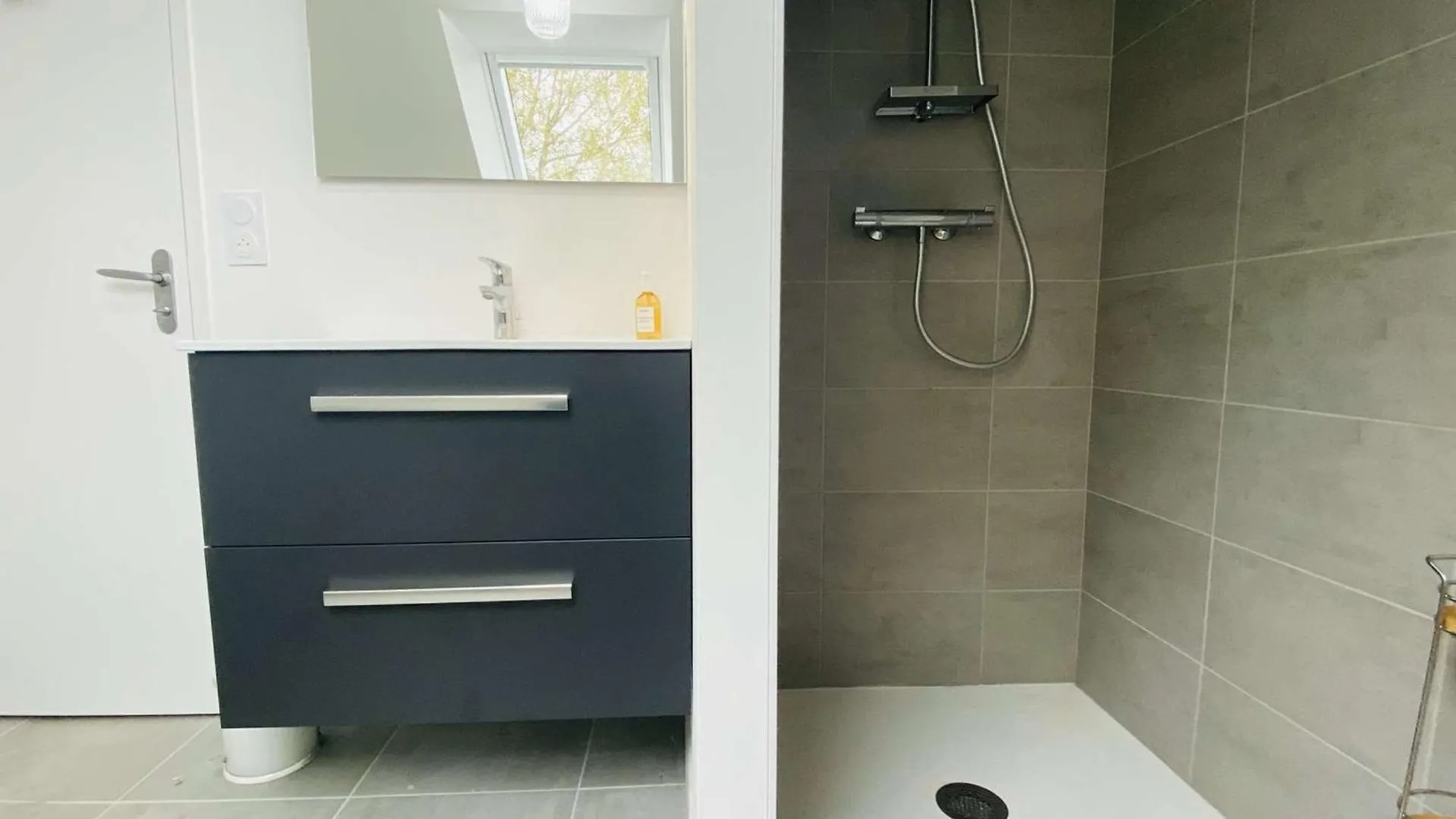 Maison A 320M De La Plage Avec Jardin A Tregastel - Fr-1-368-459 Vakantiehuis